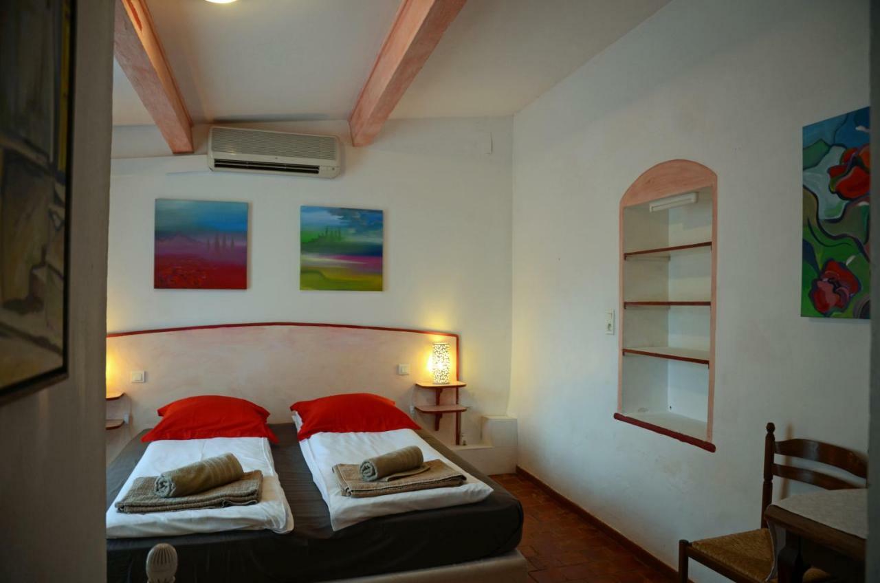Apartamento Domaine Hemmitage Salernes Exterior foto