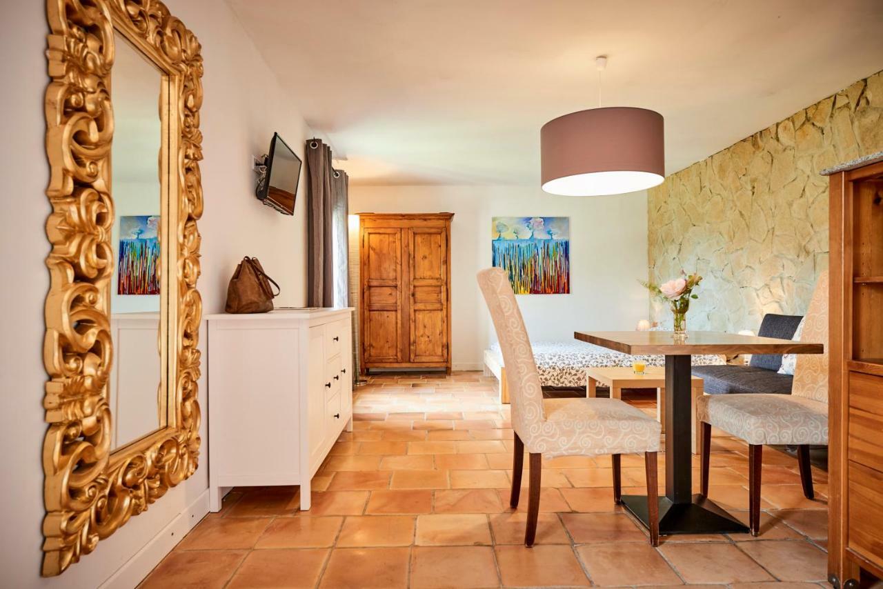 Apartamento Domaine Hemmitage Salernes Exterior foto